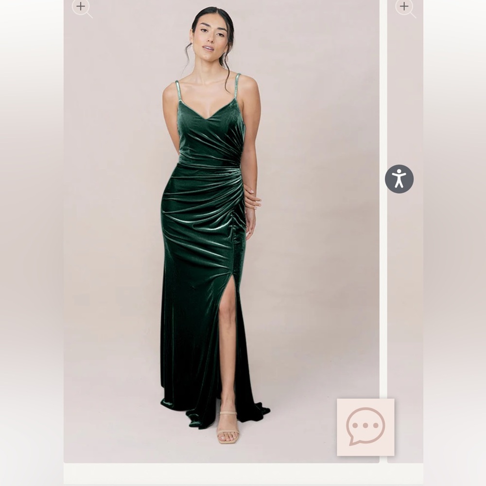 Elegant Green Velvet Evening Gown